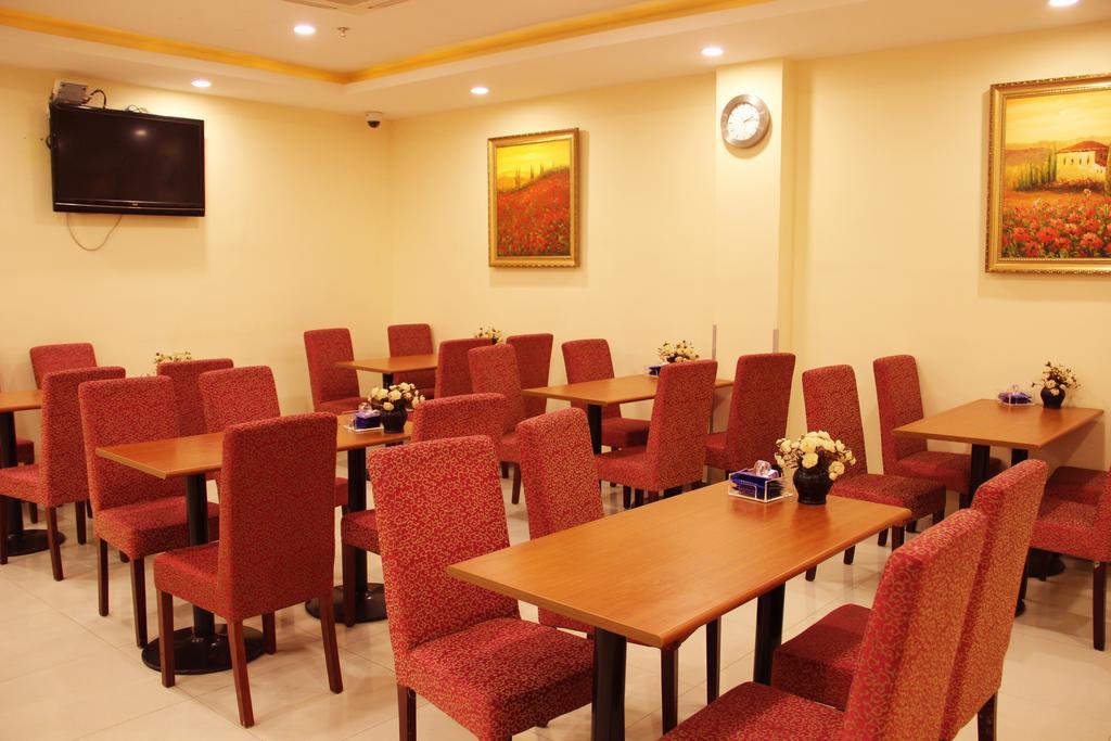 Hanting Express Wuhan Jiang Han Road Walking Street Екстер'єр фото